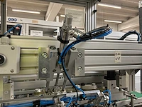 Machine voor assemblage mondmaskers - afbeelding 7 van  25