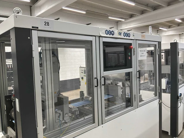 Machine voor assemblage mondmaskers - afbeelding 19 van  25