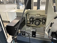 Machine voor assemblage mondmaskers - afbeelding 3 van  27