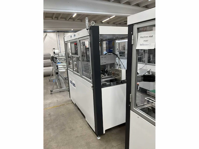 Machine voor assemblage mondmaskers - afbeelding 21 van  27