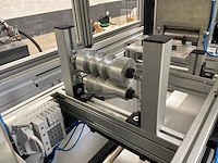 Machine voor assemblage mondmaskers - afbeelding 14 van  29