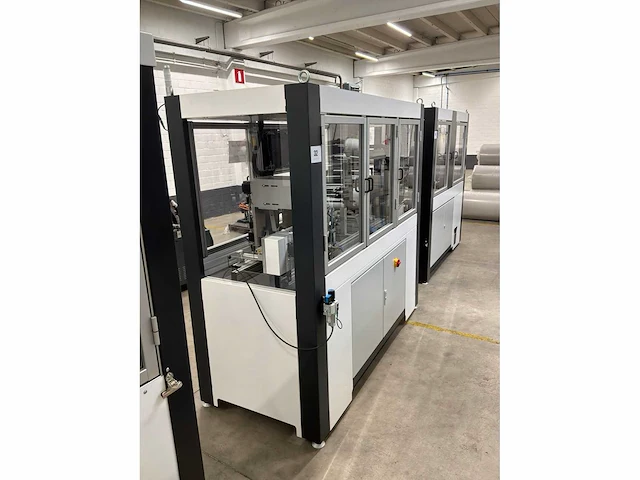 Machine voor assemblage mondmaskers - afbeelding 24 van  29