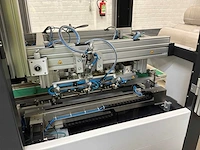 Machine voor assemblage mondmaskers - afbeelding 9 van  28