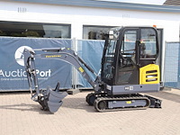 Machines - minigravers - heftrucks - aanbouwdelen - uitrusting