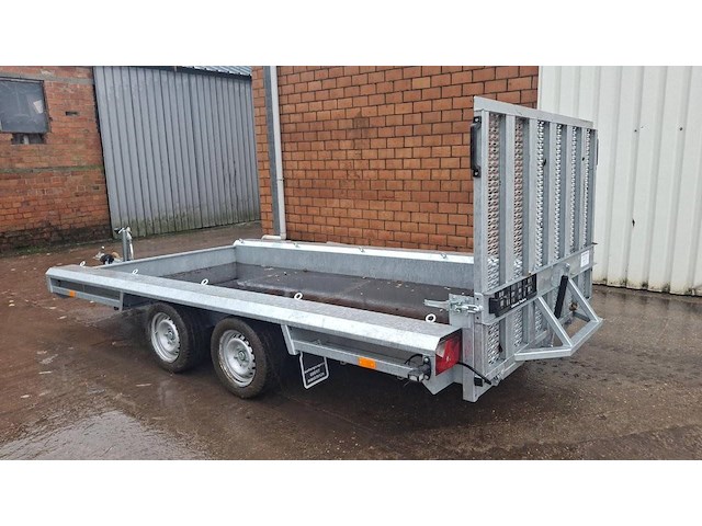 Machinetransporter 4.0x1.80m - afbeelding 1 van  1