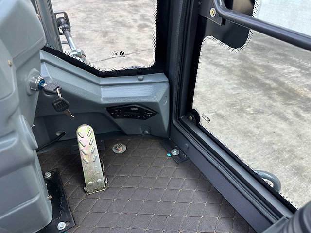 Machpro - 2025 - mp-t320a - ruw terrein heftruck - afbeelding 38 van  47