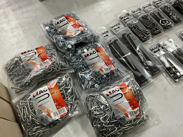 Mack diverse bevestigingsmaterialen - afbeelding 7 van  8