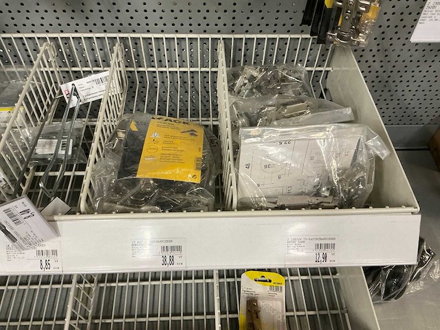 Mack/pacostar/seviprof partij scharnieren, meubeltoebehoren en spangereedschap - afbeelding 26 van  27