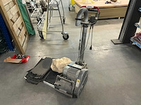 Macrotec nk8 vloerschuurmachine voor houten parket - afbeelding 1 van  6