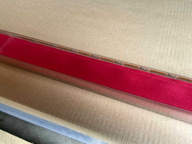 Madeco lichtdoorlatend rolgordijn (b x h) 200 x 180 cm rood (16x) - afbeelding 2 van  3