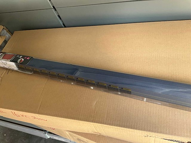 Madeco mini roll rolgordijn verduisterend 114 x 150 cm hoog donkerblauw (16x) - afbeelding 5 van  5