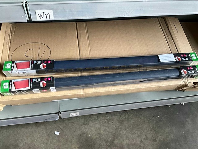 Madeco mini roll rolgordijn verduisterend 68 x 215 cm hoog donkerblauw (16x) - afbeelding 1 van  4