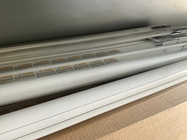 Madeco mini roll rolgordijn verduisterend 80,5 x 150 cm hoog wit (16x) - afbeelding 4 van  4