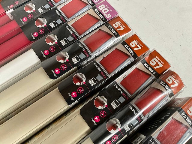 Madeco mix kavel diverse maten en kleuren rolgordijnen - afbeelding 4 van  9