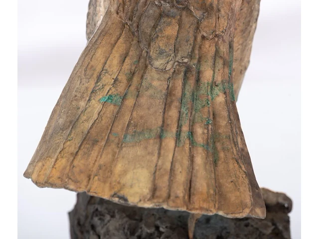 Madeleine van der knoop (1953), the falcon, n° 3/6, cold-painted bronze, 71 x 78 cm. (27.94 x 30.71 in.) - afbeelding 10 van  10