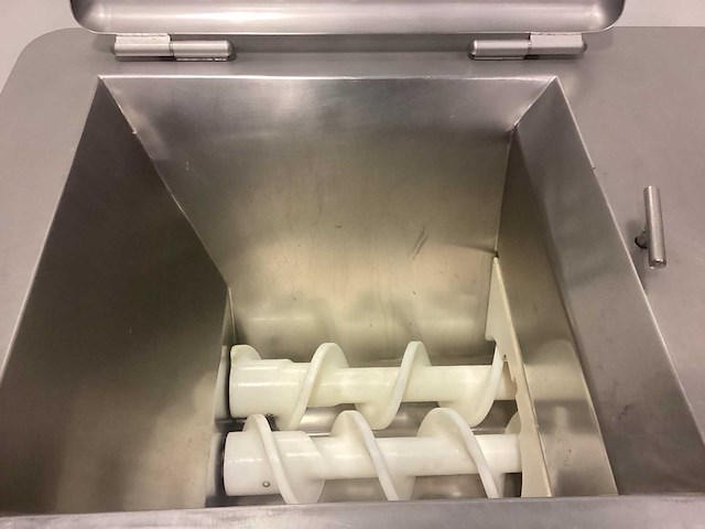 Mado mew 620 vleeswolf - afbeelding 5 van  7