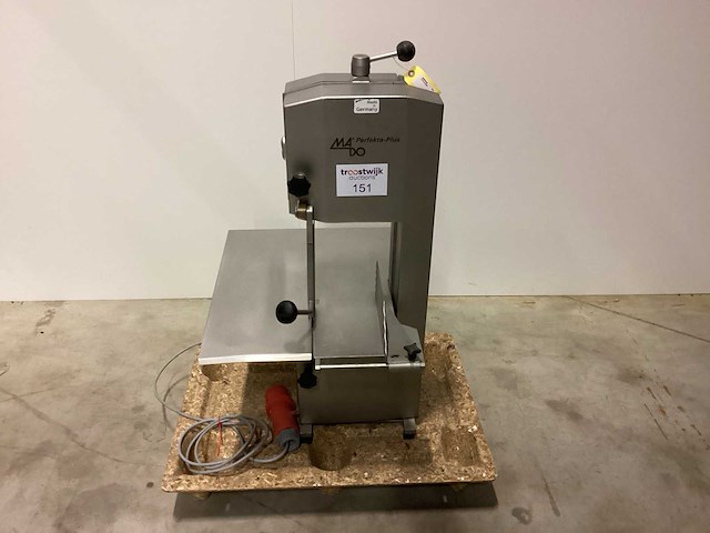 Mado mkb649 vleeszaagmachine - afbeelding 1 van  3