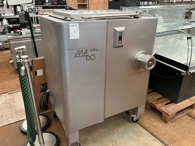 Mado ultra mew 620 rvs vleesmolen - afbeelding 1 van  5