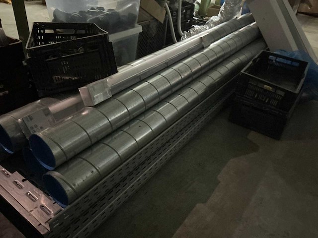 Magazijn 2 gelijkvloers restinhoud - afbeelding 15 van  17