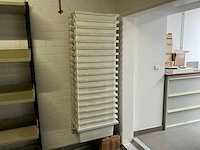 Magazijnbakken met metalen houder - afbeelding 2 van  5