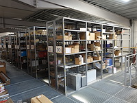 Magazijninrichting met verdiep - afbeelding 12 van  15