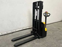 Magazijninventaris, machines, reinigingsmachines & intern transport