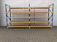 Magazijninventaris, machines, reinigingsmachines & intern transport