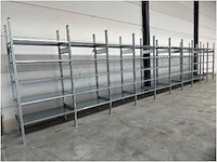 Magazijninventaris, machines, reinigingsmachines & intern transport