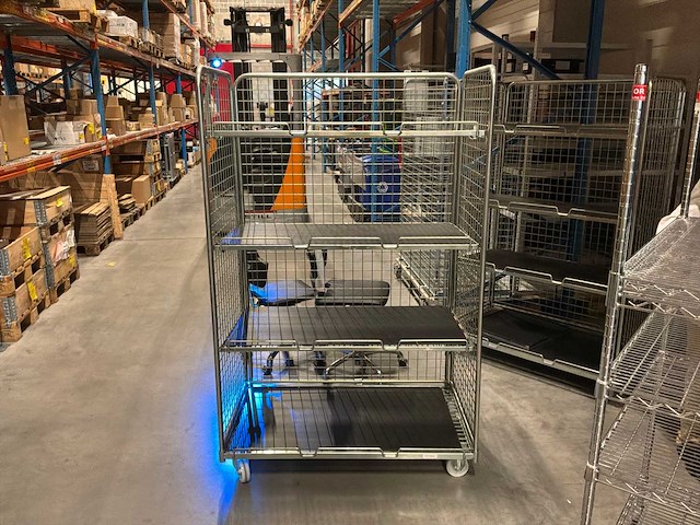 Magazijnkar (2x) - afbeelding 1 van  4