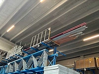 Magazijnkar met inhoud (2x) - afbeelding 1 van  3