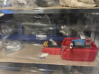 Magazijnkarren met onderdelen voor rolbruggen (3x) - afbeelding 10 van  12
