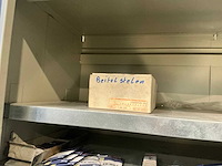 Magazijnkast met inhoud (2x) - afbeelding 15 van  22