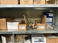 Magazijnkast met inhoud (2x) - afbeelding 20 van  22