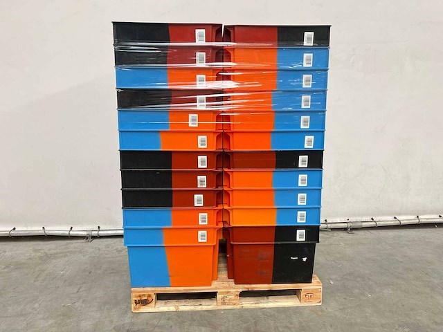 Magazijnkrat 44 stuks - afbeelding 1 van  1
