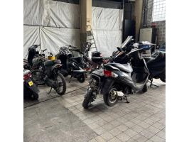 Magazijnopruiming scooters: dendermonde