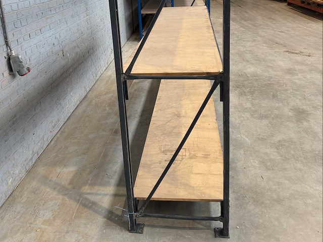 Magazijnplanken, minirek (lot 4) wandplanken - afbeelding 2 van  4