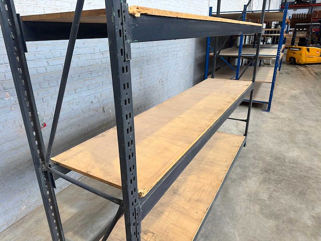 Magazijnplanken, minirek (lot 4) wandplanken - afbeelding 3 van  4