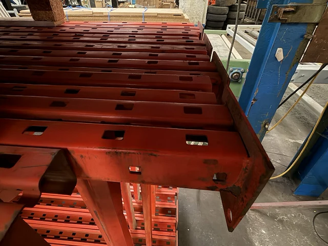 Magazijnrek +- 32 meter rek te combineren - afbeelding 3 van  5