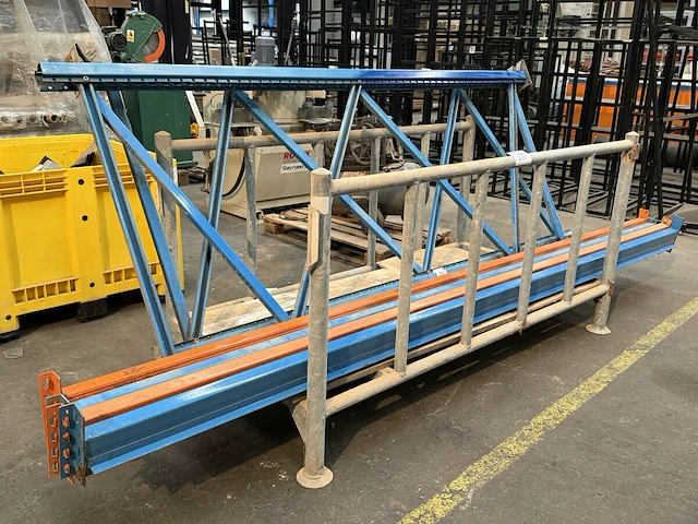 Magazijnrek 3,80 meter - afbeelding 1 van  3