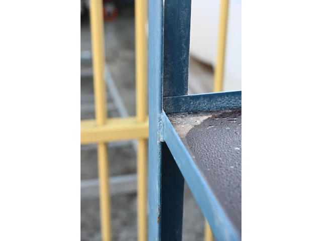 Magazijnrek blauw metaal - afbeelding 2 van  2