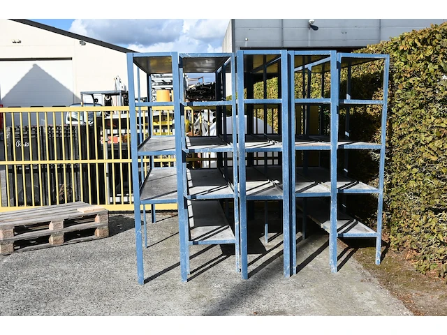 Magazijnrek blauw metaal - afbeelding 1 van  1
