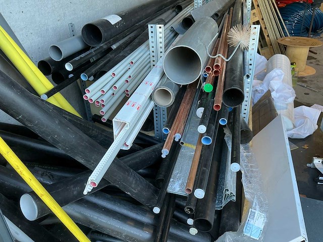 Magazijnrek met inhoud (2x) - afbeelding 2 van  4