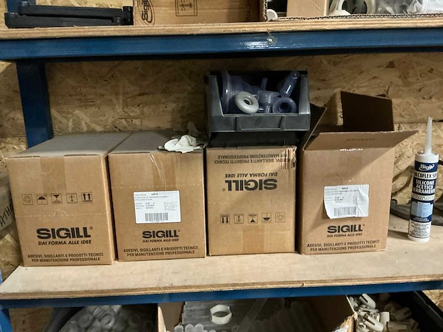 Magazijnrek met inhoud (2x) - afbeelding 2 van  2