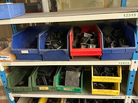 Magazijnrek met inhoud - afbeelding 7 van  17