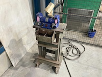 Magazijnrek met inhoud - afbeelding 4 van  4