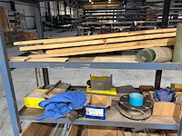 Magazijnrek met inhoud - afbeelding 4 van  9