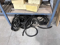 Magazijnrek met inhoud - afbeelding 7 van  9