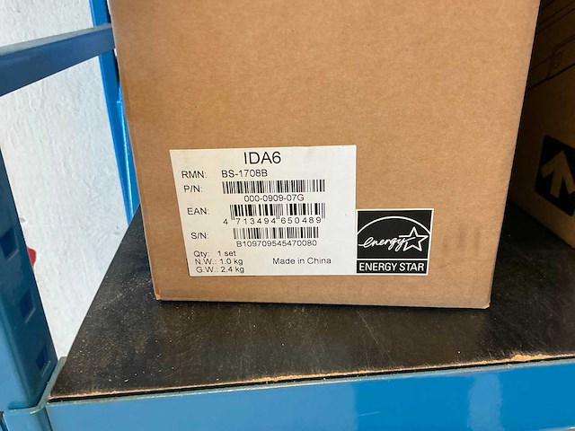 Magazijnrek met inhoud - afbeelding 9 van  12