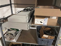 Magazijnrek met inhoud - afbeelding 3 van  5