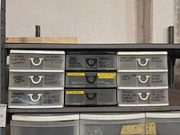 Magazijnrek met inhoud - afbeelding 4 van  5